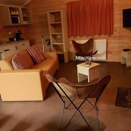 Vakantiepark De Bronzen Eik Sellingen エクステリア 写真
