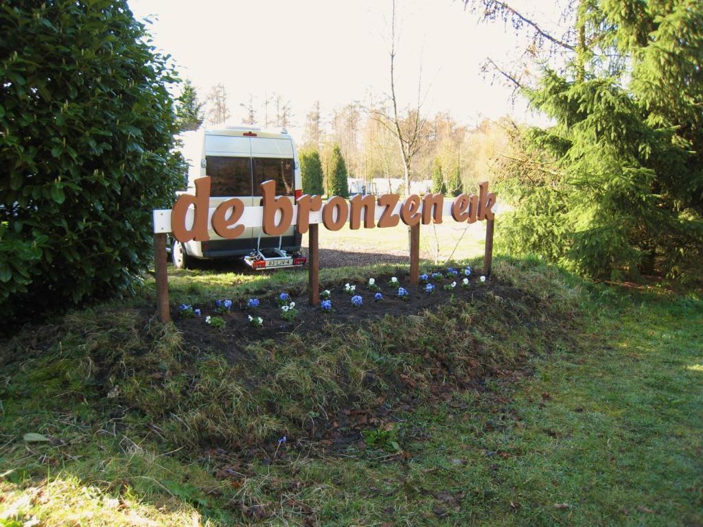 Vakantiepark De Bronzen Eik Sellingen エクステリア 写真