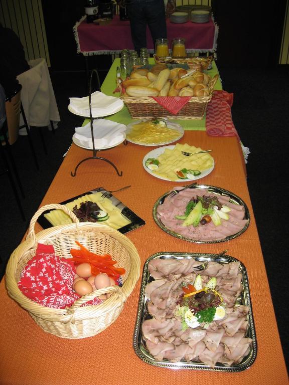 Vakantiepark De Bronzen Eik Sellingen エクステリア 写真