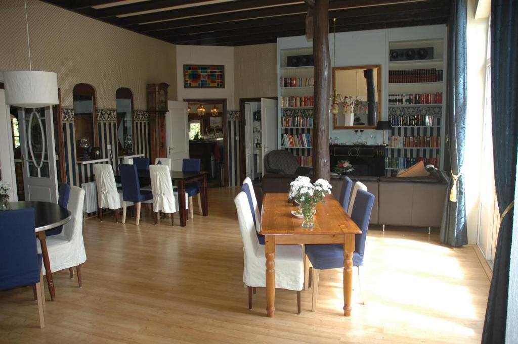 Vakantiepark De Bronzen Eik Sellingen エクステリア 写真