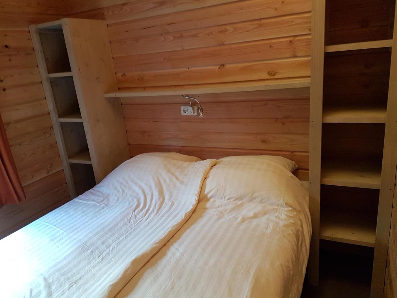 Vakantiepark De Bronzen Eik Sellingen エクステリア 写真