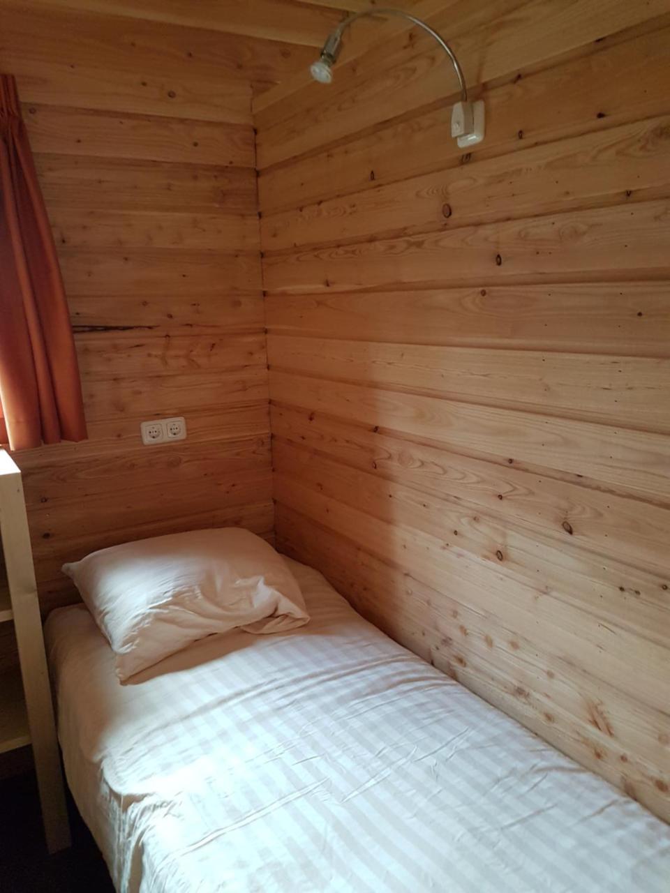 Vakantiepark De Bronzen Eik Sellingen エクステリア 写真